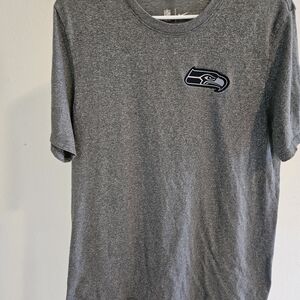 Nike Gray Men's T-Shirt with Logo